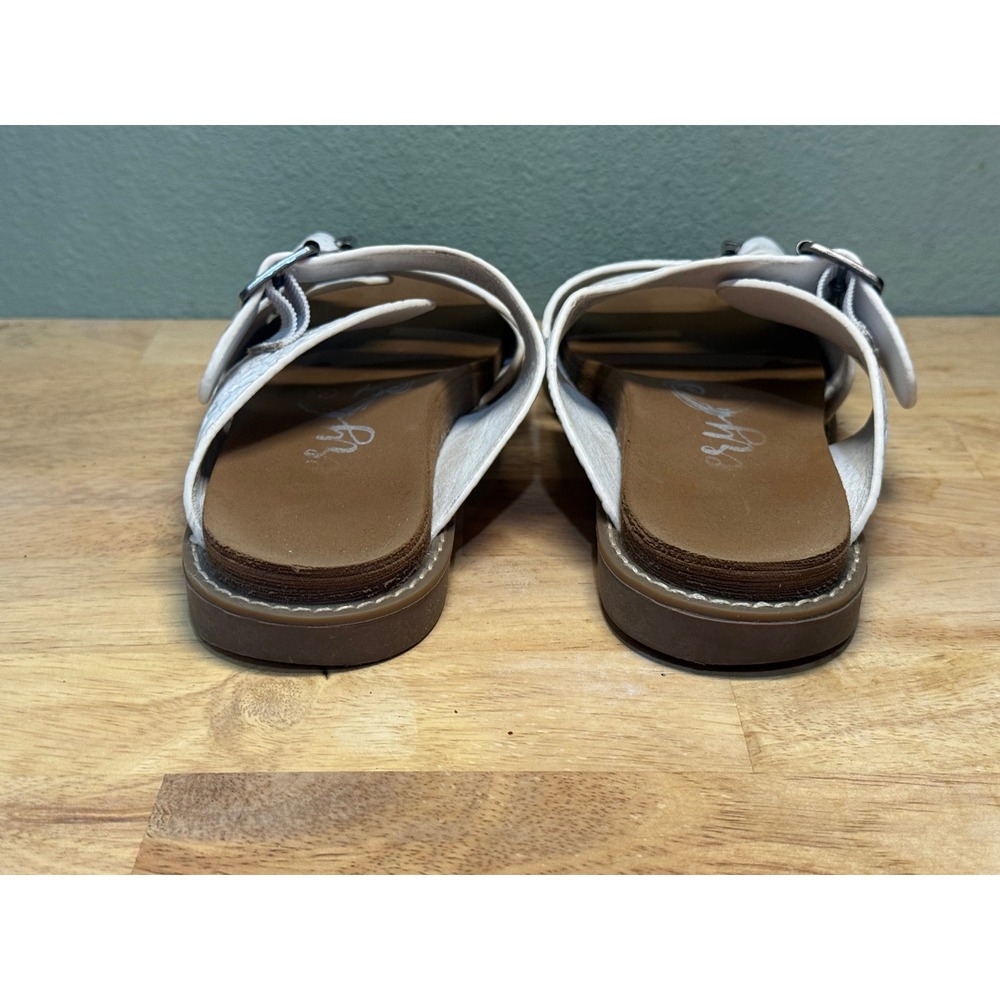 Very G Women White Floral Embossed Triple Strap Slide Sandals Size 7 - Picture 4 of 8
